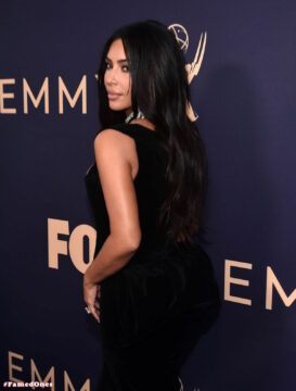 Kim Kardashian sexy pics FamedOnes.com 021 04