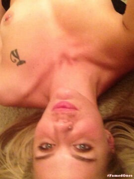 Alice Haig naked leaked selfies FamedOnes.com 002 03