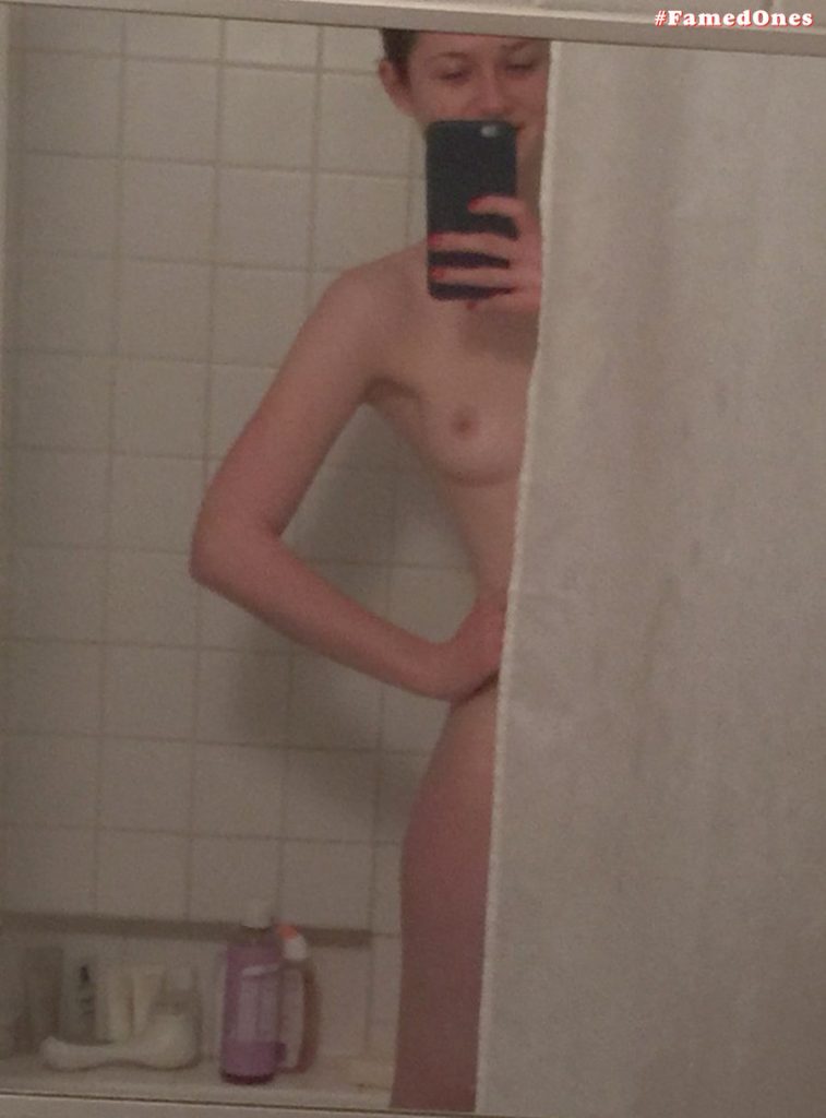 “Harry Potter” Star Bonnie Wright Nude Photos Leaked From ICloud