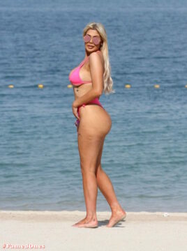 Chloe Ferry hot bikini pics FamedOnes.com 065 18