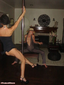 Michelle Borth striptease leaked pics FamedOnes.com 004 06