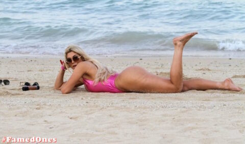 Chloe Ferry hot sexy beach photo shoot fappening pics FamedOnes.com 059 22
