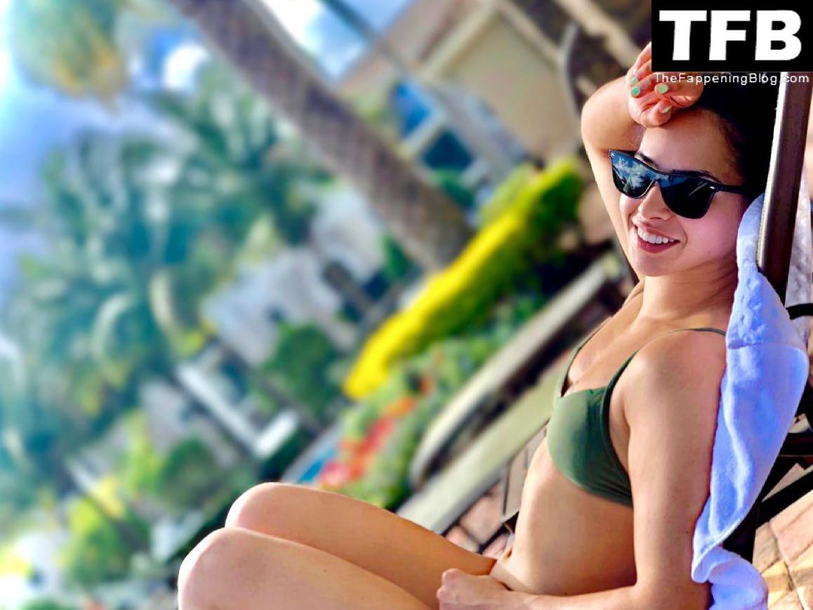 Ariane Lipski Sexy (23 Photos) - FamedOnes: Nude, Hacked & Leaked Celeb...