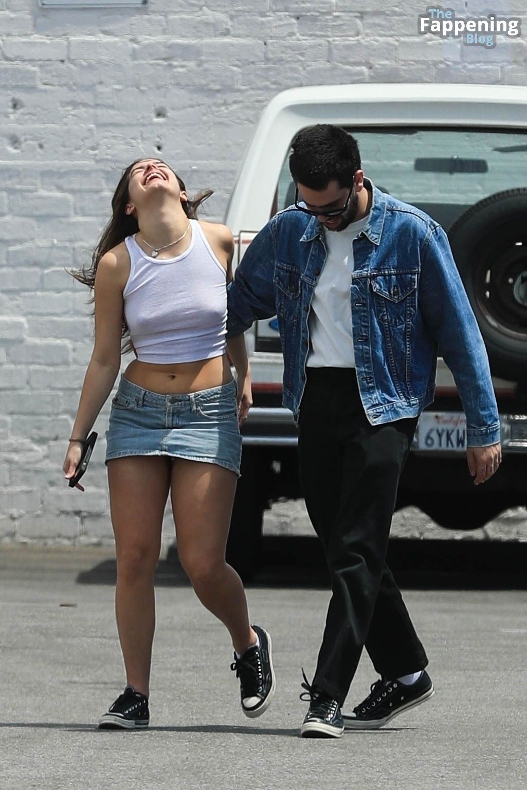 Addison Rae Goes Braless And Flashes Panties While Out For Brunch In La Photos Famedones